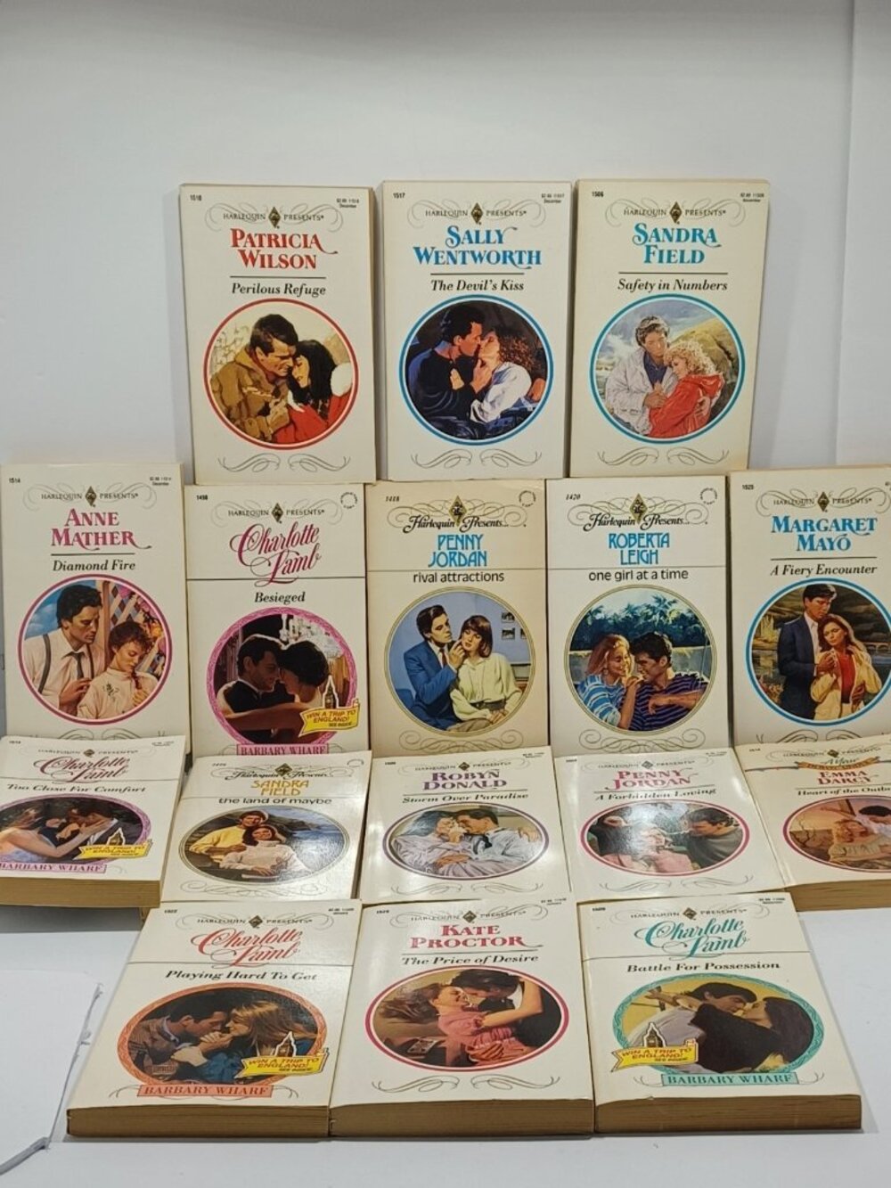 Lot of 16 Harlequin Presents Romance Paperback Books